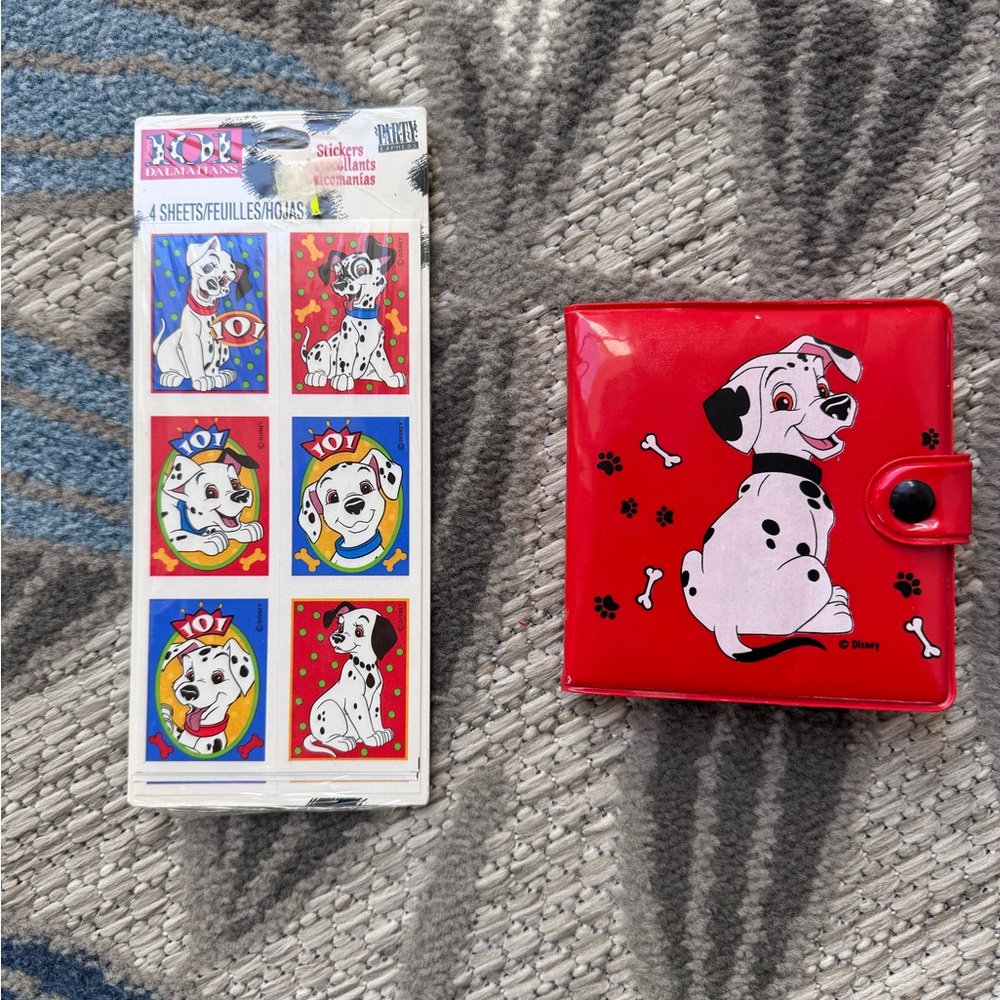 Vintage Disney 101 Dalmatian Vinyl Bi-Fold Wallet & Sealed‎ Sticker Pack